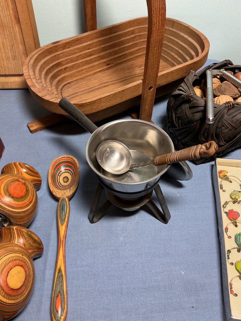Collection of vintage kitchenware, utensils, and carving tools - image 6 of 14