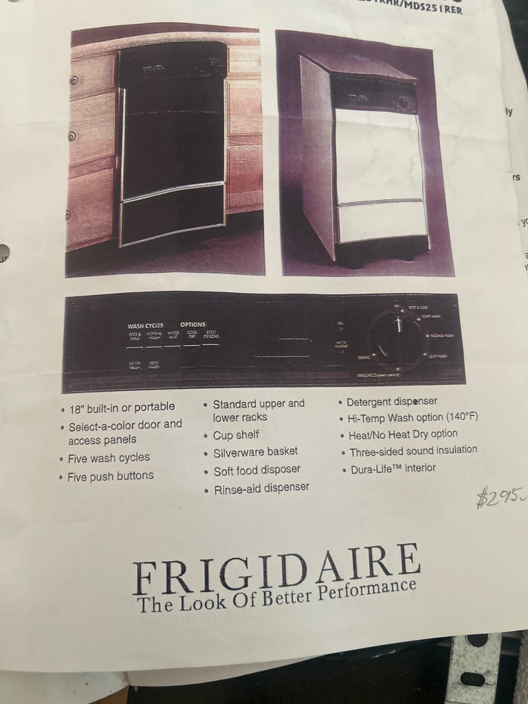 Frigidaire 18-inch built-in dishwasher - image 3 of 4