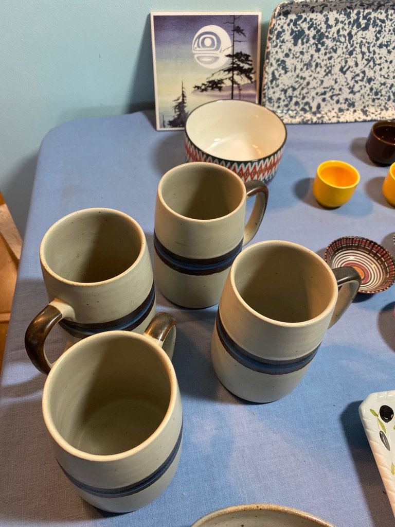 Assorted Ceramic Tableware and Serving Pieces - image 2 of 6