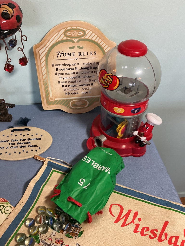 Assorted Decorative Home and Garden Decor - image 7 of 8
