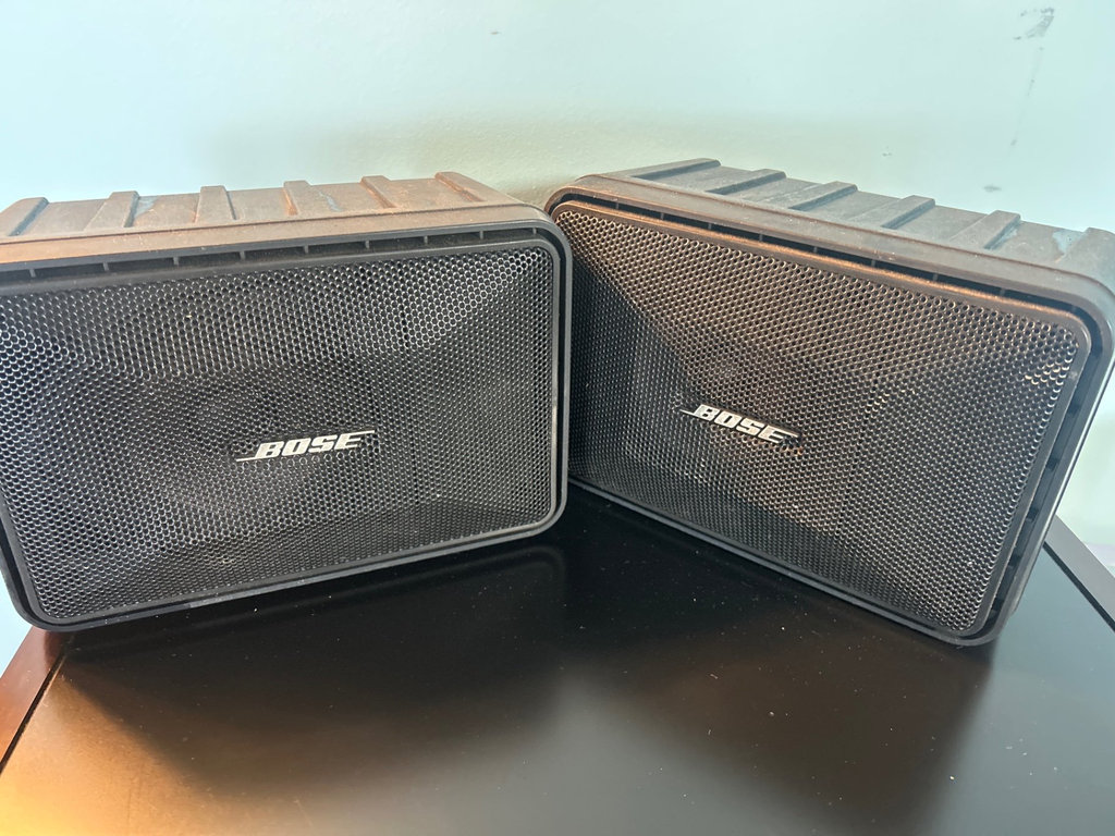 Vintage Stereo, JVC MP3 player, Bose speakers  - image 2 of 11