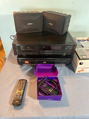 Vintage Stereo, JVC MP3 player, Bose speakers  - Image 1 of 11