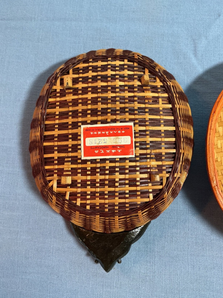 Assorted wooden masks, wicker baskets, and lacquered container - image 4 of 7