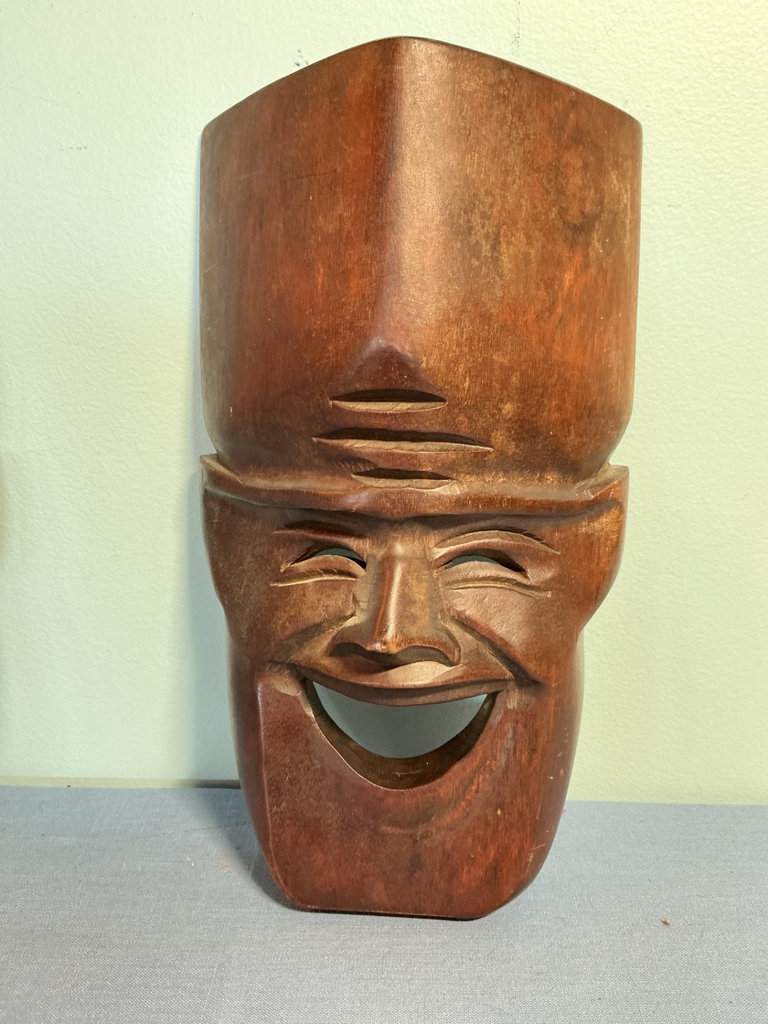 Assorted wooden masks, wicker baskets, and lacquered container - image 3 of 7