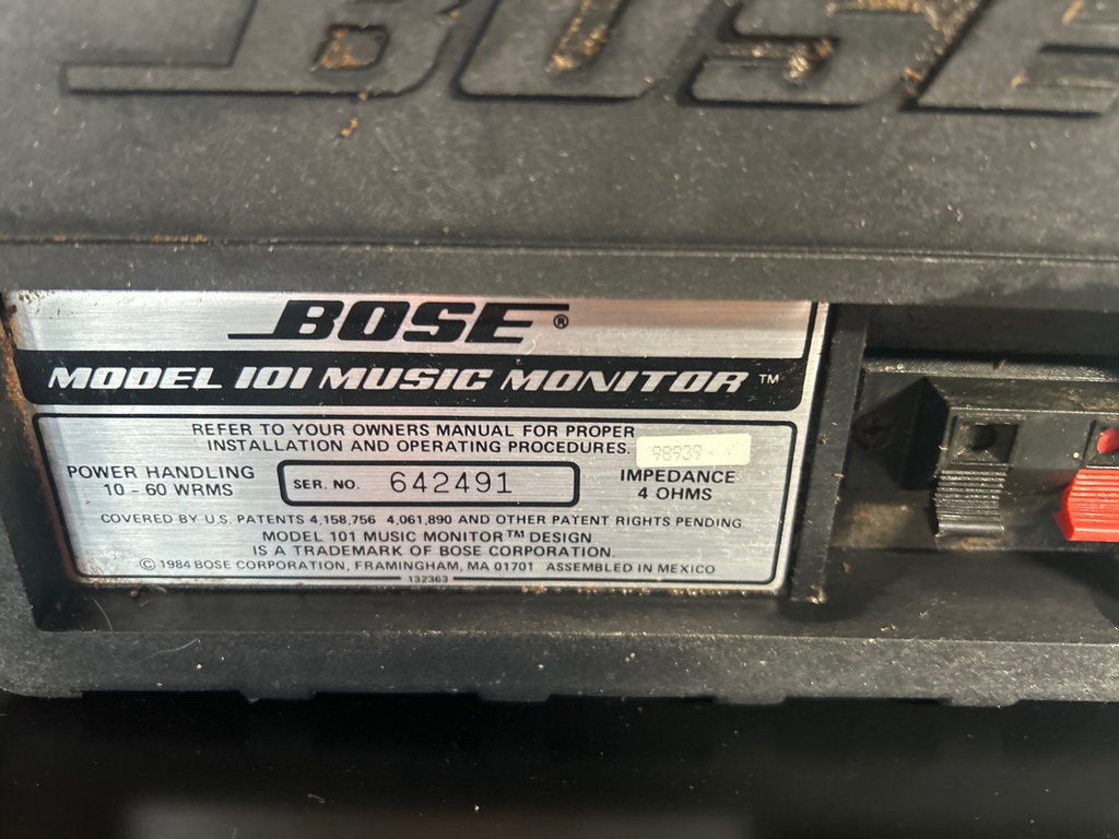 Vintage Stereo, JVC MP3 player, Bose speakers  - image 4 of 11