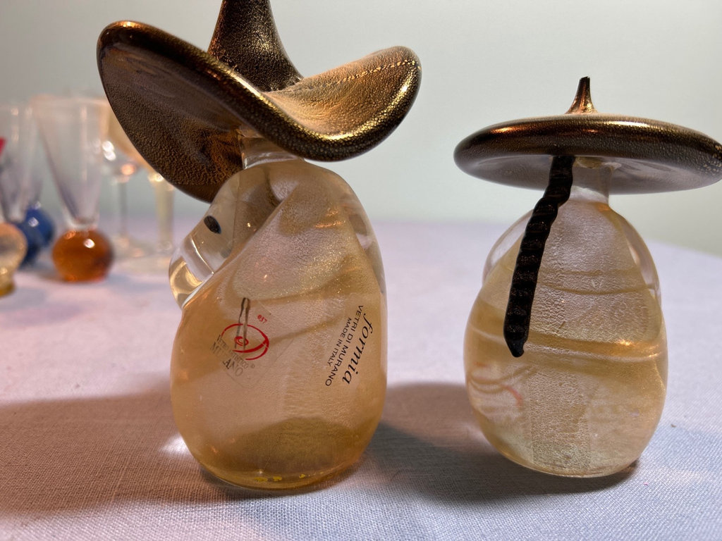 Assorted glassware and decorative glass sculptures - image 8 of 9