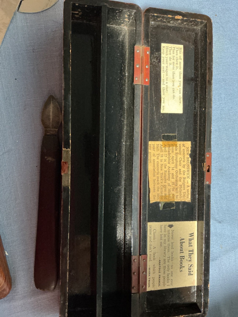 Collection of vintage kitchenware, utensils, and carving tools - image 9 of 14
