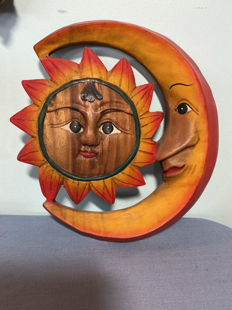 Assorted decorative home items and figurines - image 5 of 7