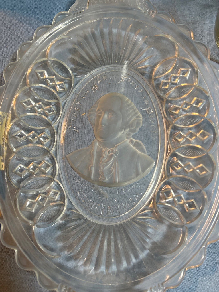 Set of vintage clear glassware and commemorative plate - image 2 of 7