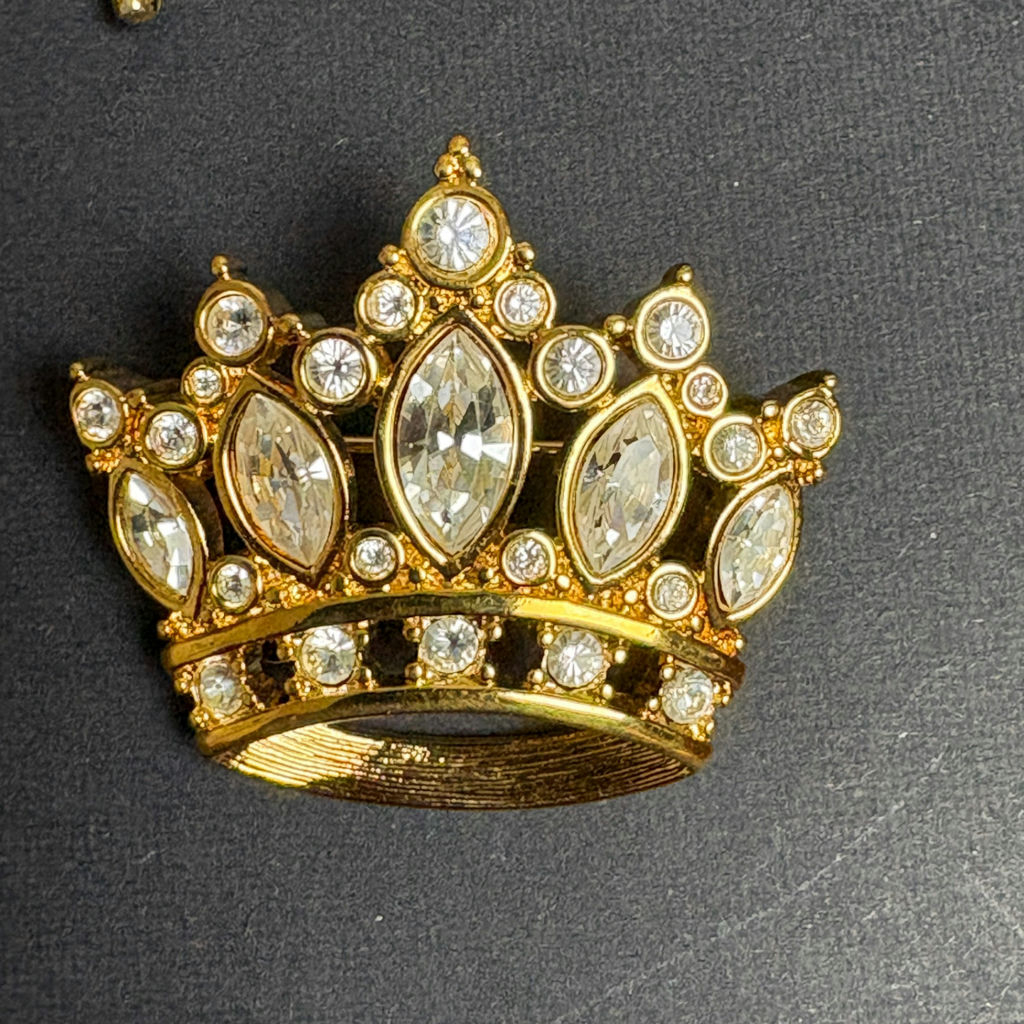 Vintage Crown Brooches - image 2 of 15
