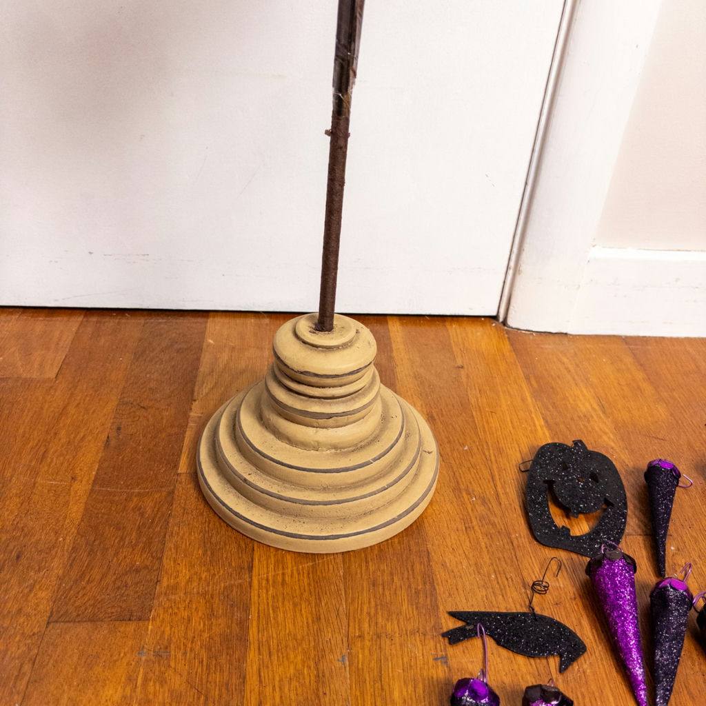 Halloween "Feather" Tree - image 9 of 13