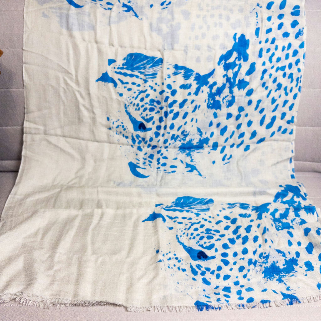3 Scarves / Wraps - image 2 of 13