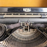 1930s Royal Model P Portable Typewriter - thumbnail 3 of 11