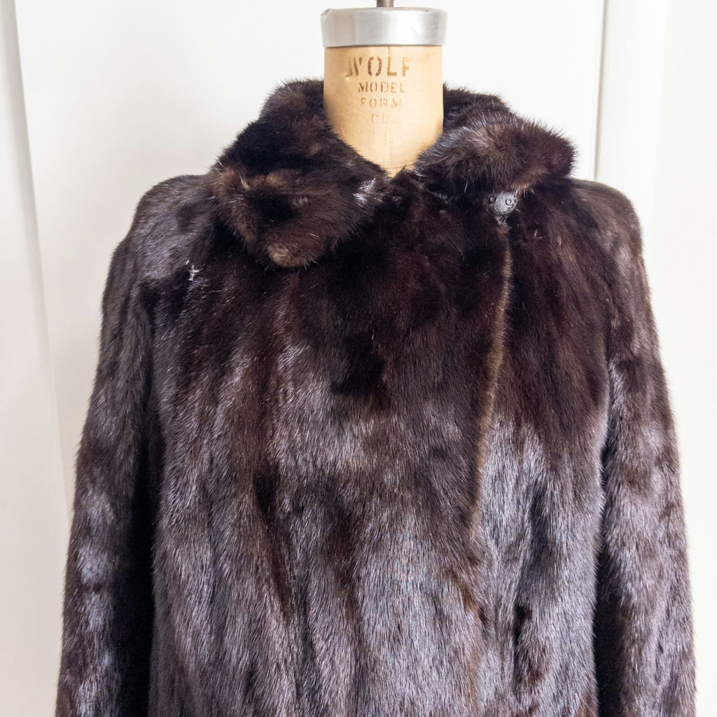 Vintage Gartenhaus Mahogany Mink Coat - image 7 of 20