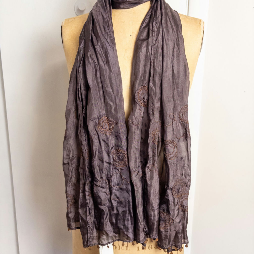 4 Eileen Fisher Scarves + 1 Bonus - image 11 of 15