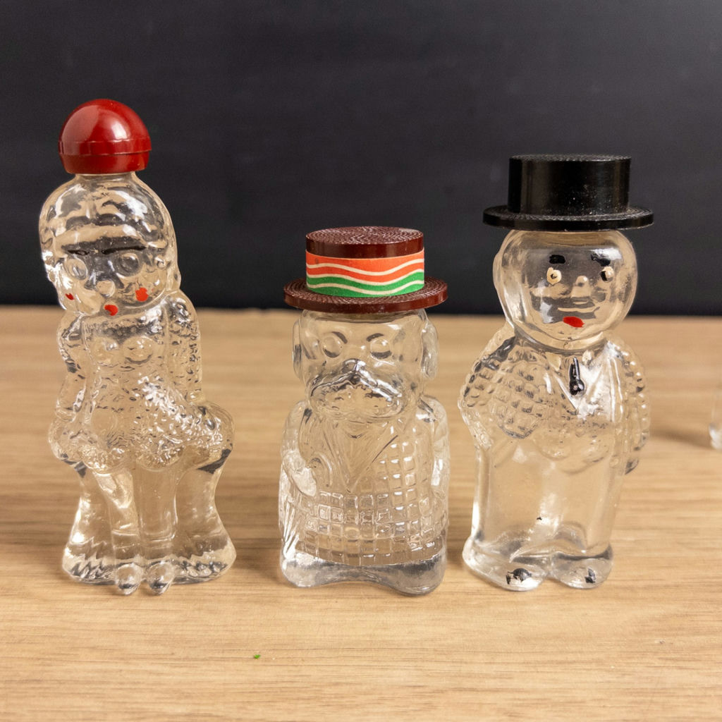 Vintage and Antique Perfume Bottles + Rouge - image 13 of 17