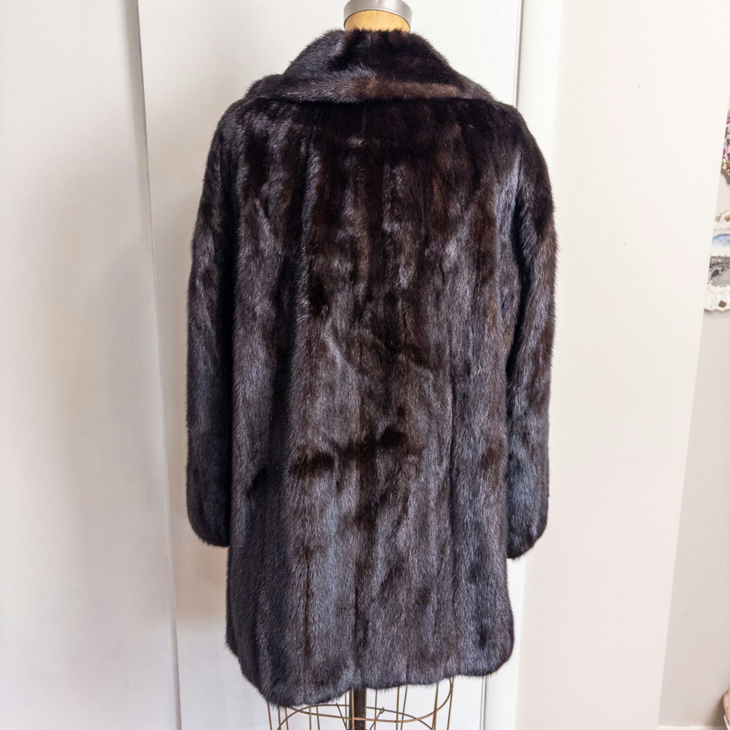 Vintage Gartenhaus Mahogany Mink Coat - image 4 of 20