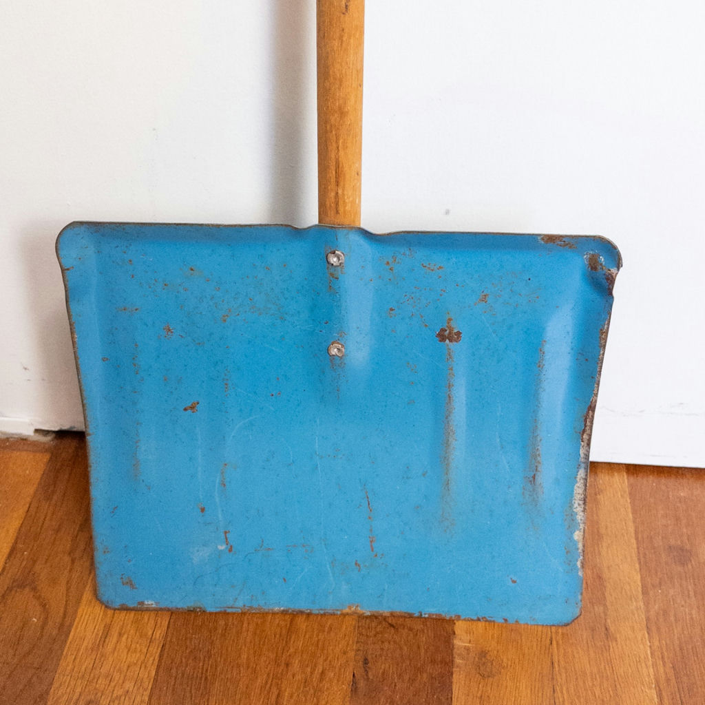 Small Snow Shovel Trio - image 3 of 10