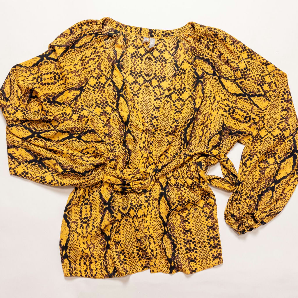 Women's Clothing Size L - image 2 of 20