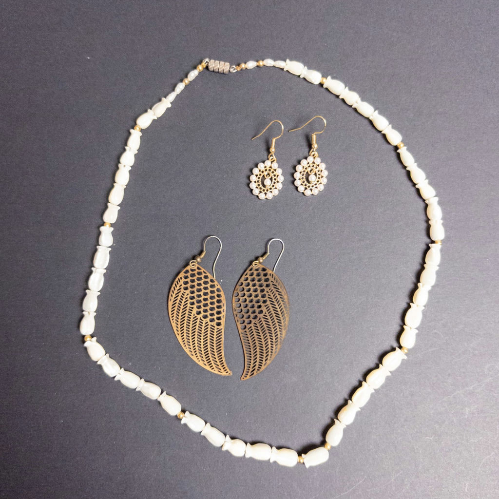 Boutique and Artisan Jewelry - image 9 of 12