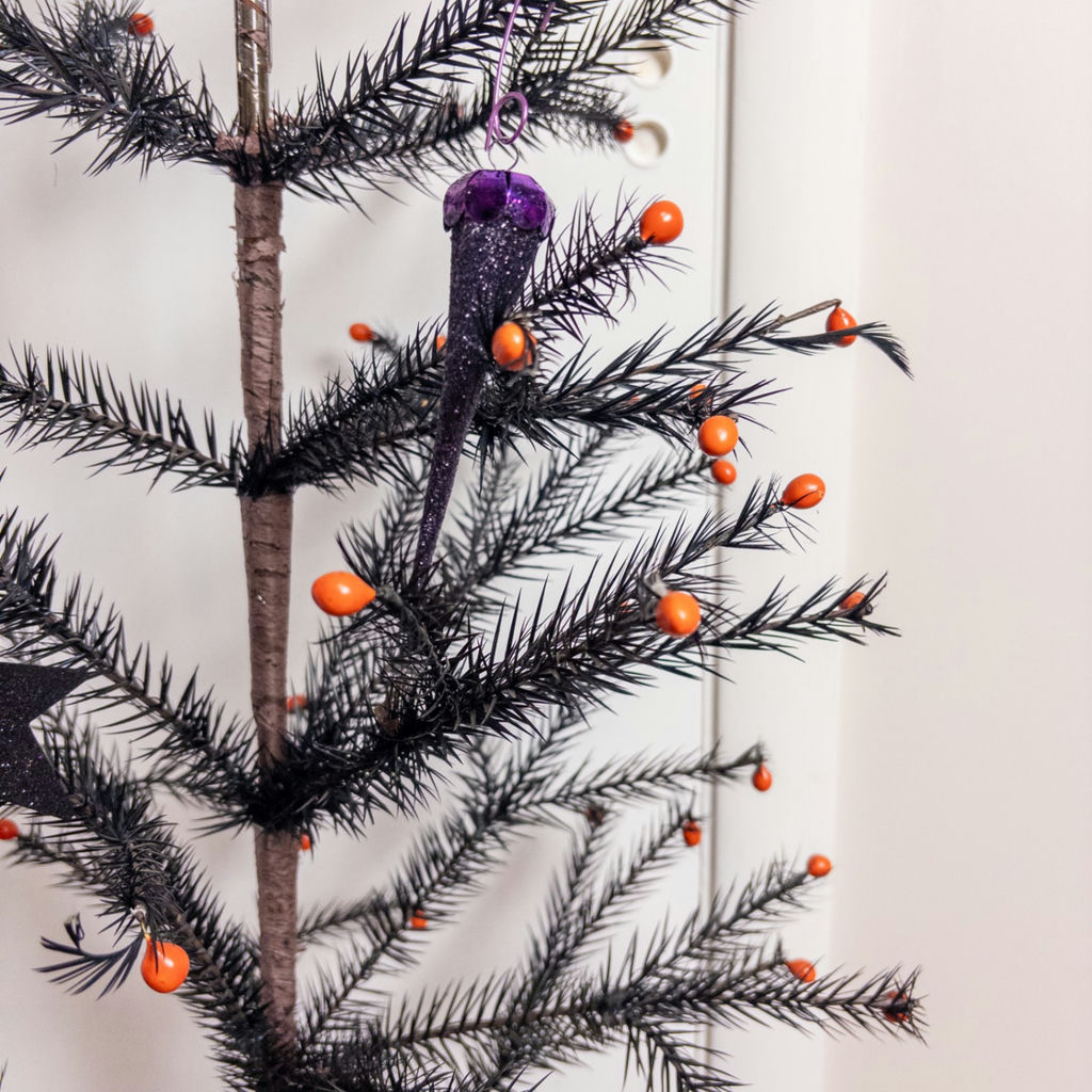 Halloween "Feather" Tree - image 7 of 13