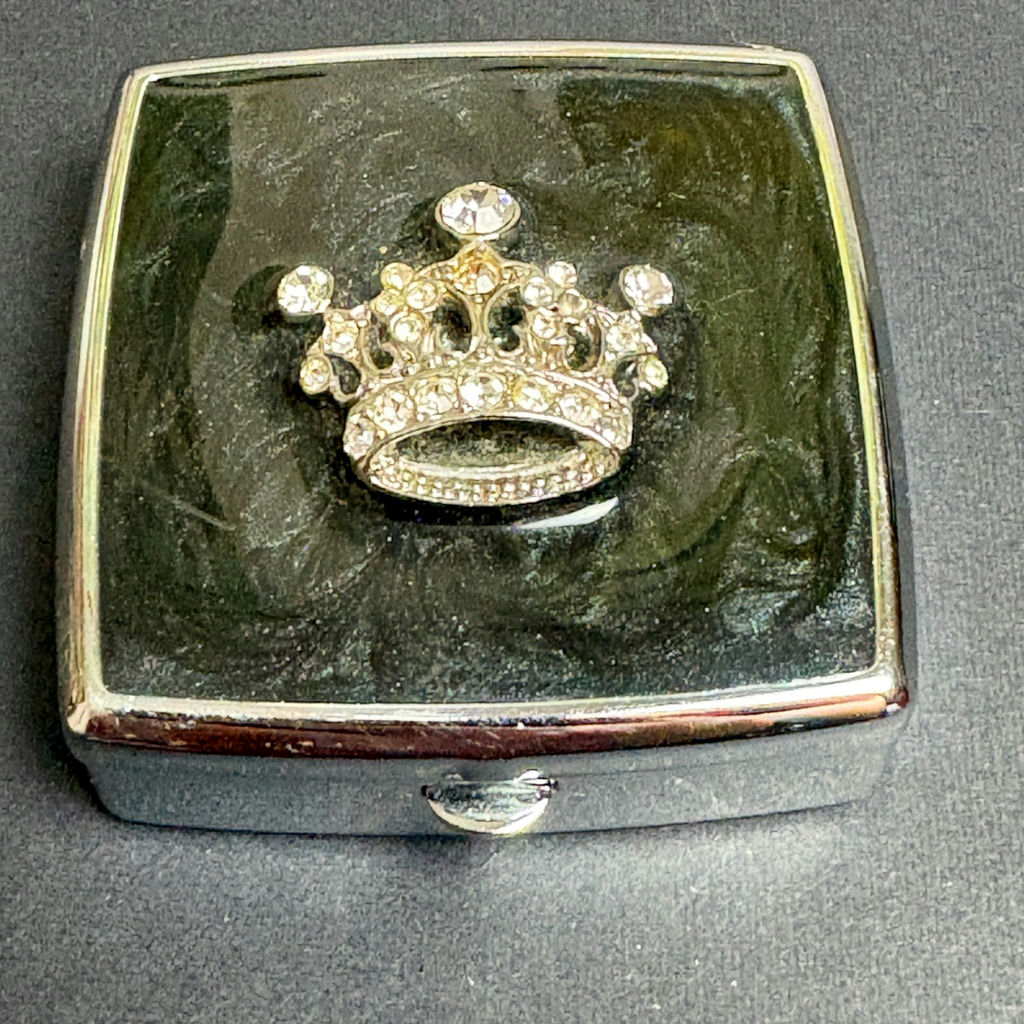 Vintage Crowns and More - image 13 of 16