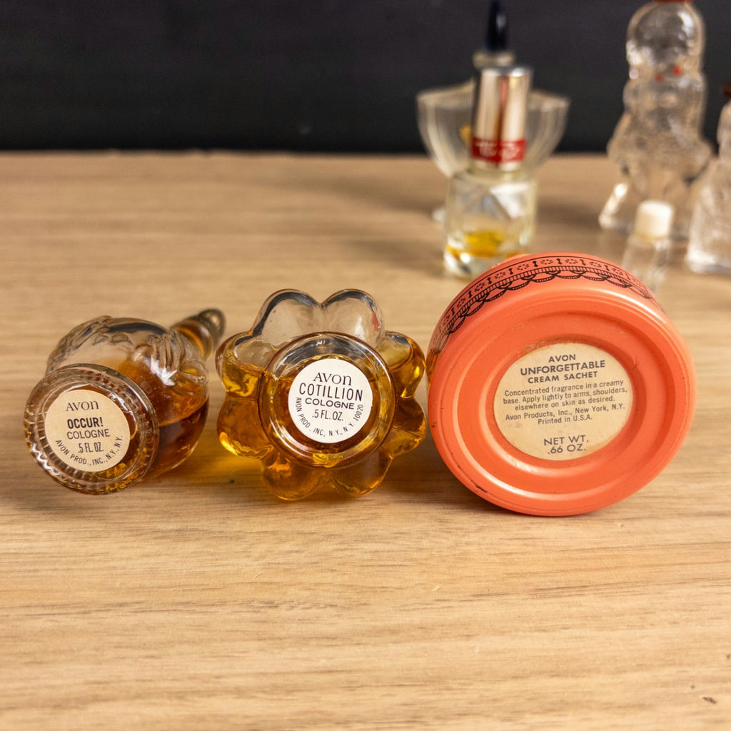 Vintage and Antique Perfume Bottles + Rouge - image 10 of 17