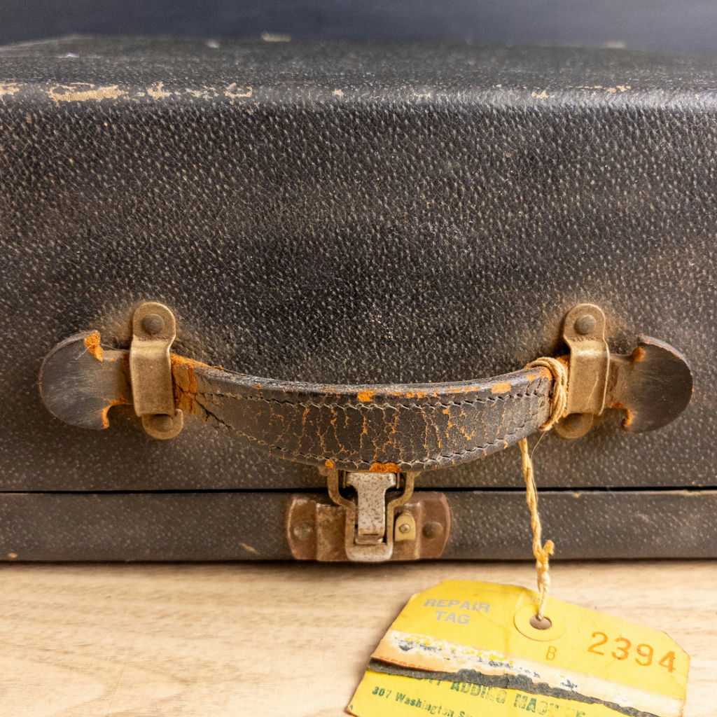 1930s Royal Model P Portable Typewriter - image 10 of 11