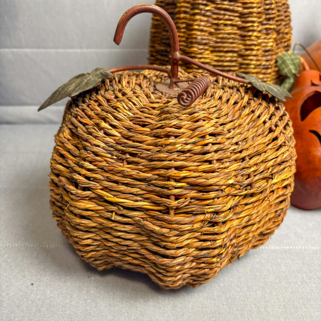 Farmhouse Halloween Decor - image 2 of 13
