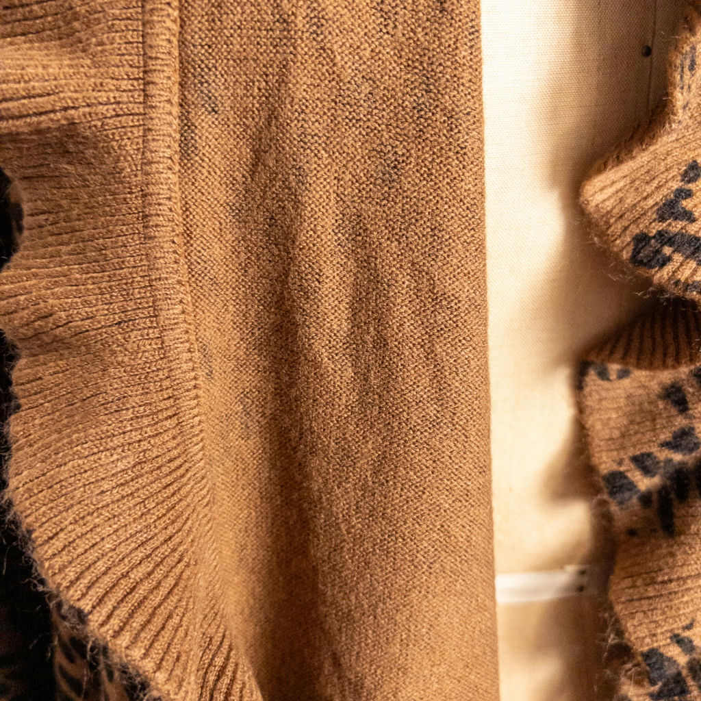 Animal Print Wrap - image 6 of 6
