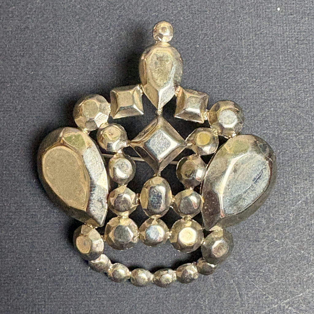 Vintage Crowns and More - image 2 of 16