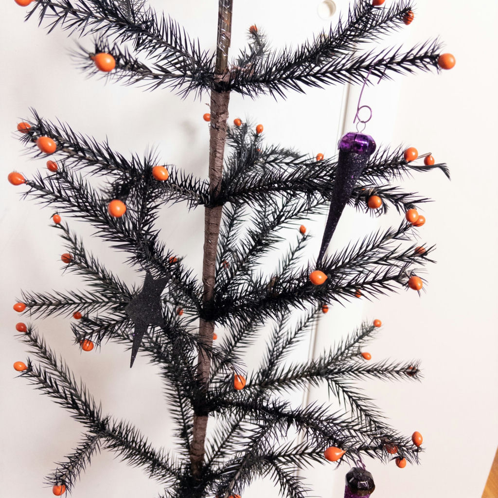 Halloween "Feather" Tree - image 6 of 13