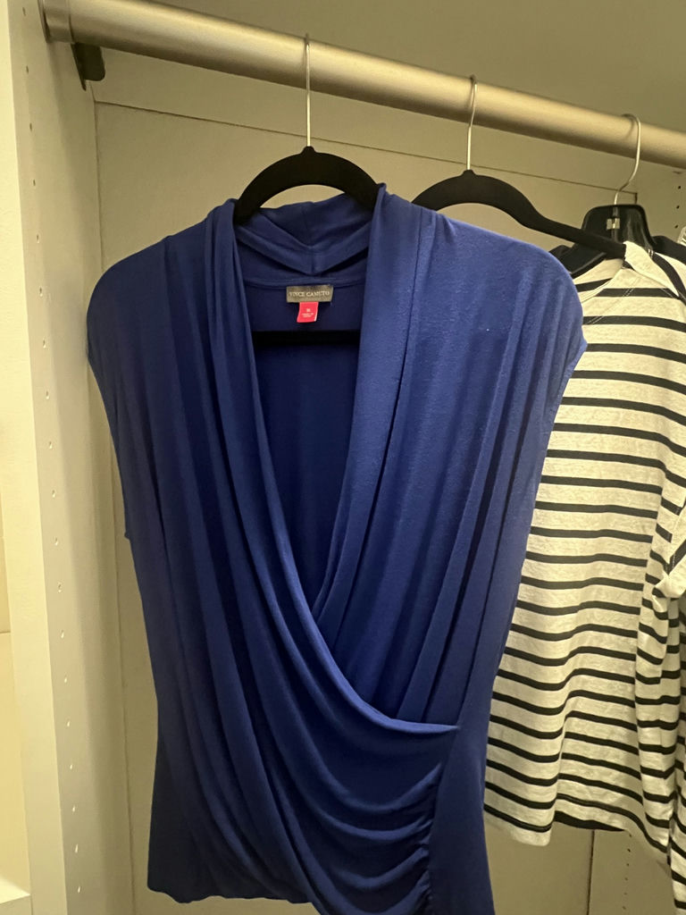 Vince Camuto and Old Navy Women's Tops - image 2 of 9