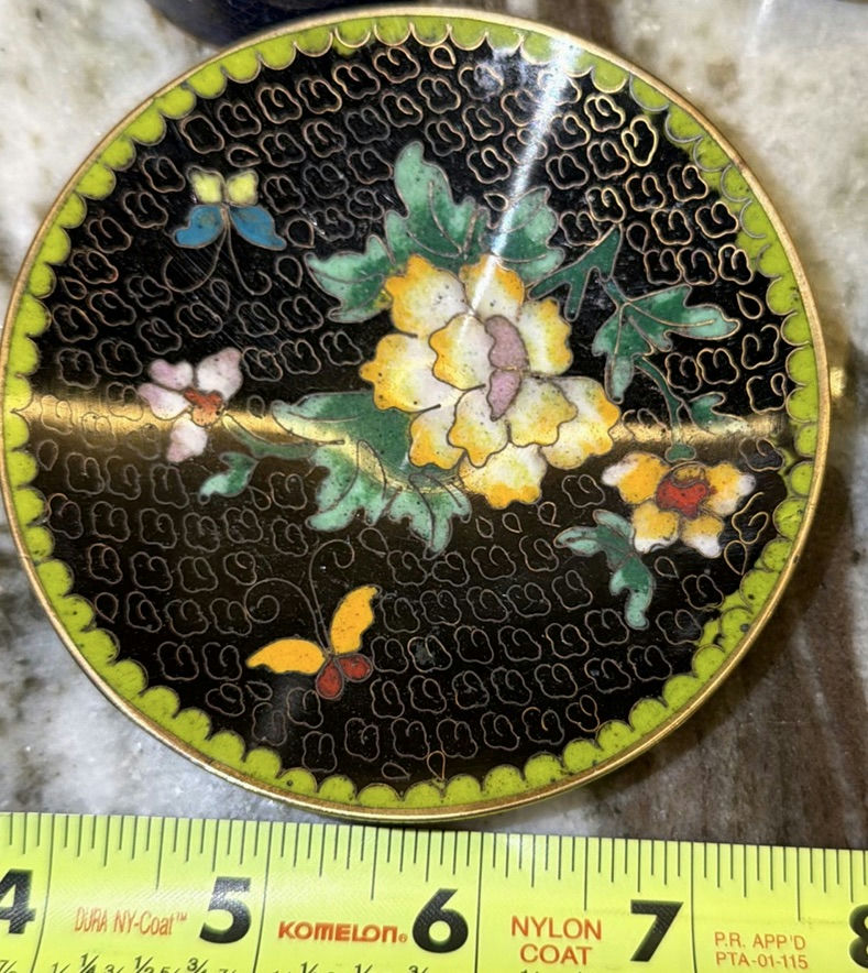Collection of Cloisonné Bowls, Plates, Cups, and Decorative Containers - image 4 of 9