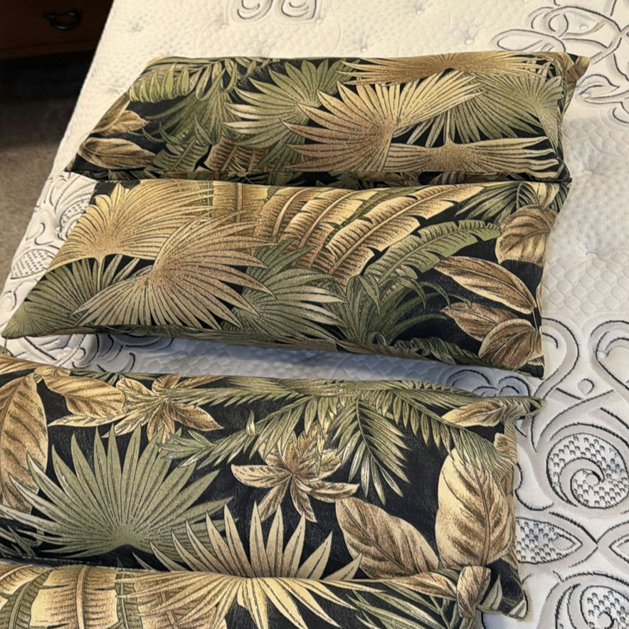Set of Tropical Leaf Pattern Decorative Pillows - image 4 of 5