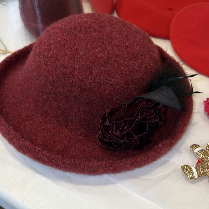 Tess McGuire Hatmaker Hat and Red Berets with Nordstrom Hat Box - image 2 of 7