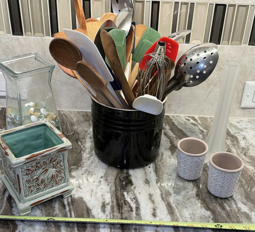 Kitchen Utensils and Decorative Containers - image 1 of 5