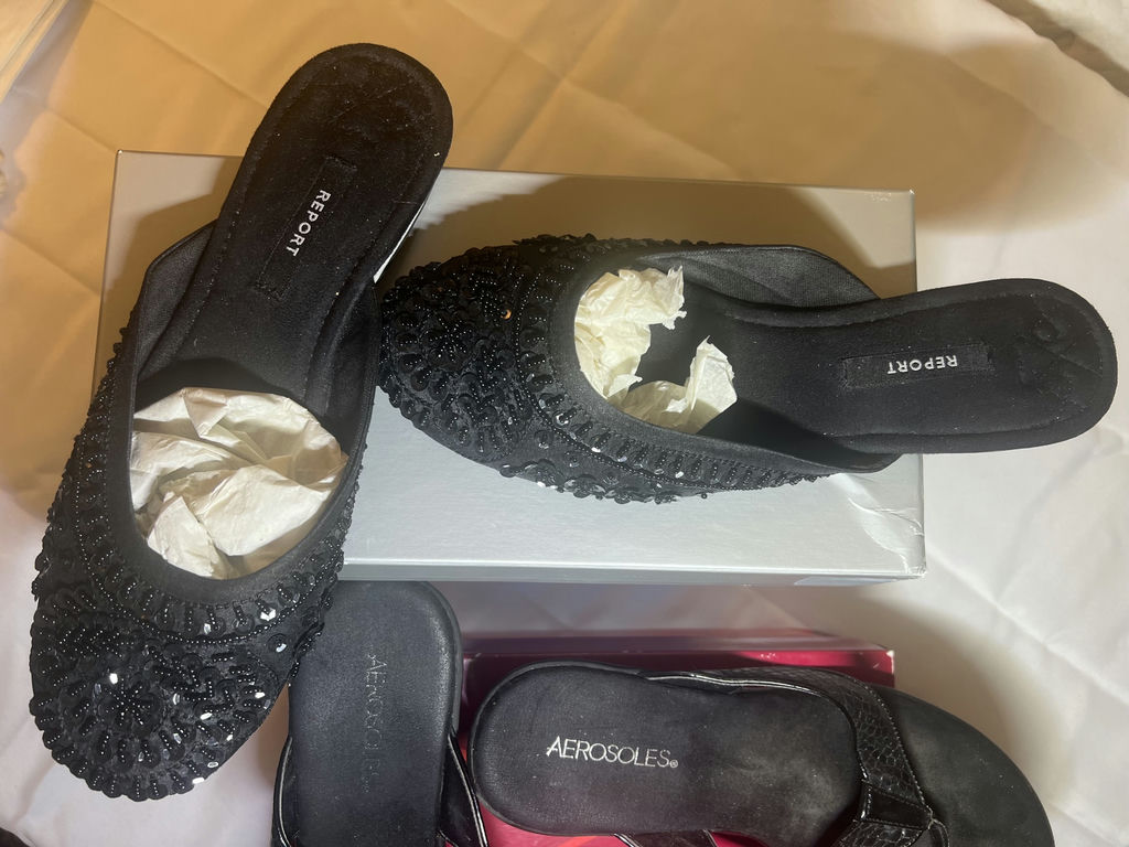 Assorted Women's Slip-On Shoes and Sandals - image 5 of 6