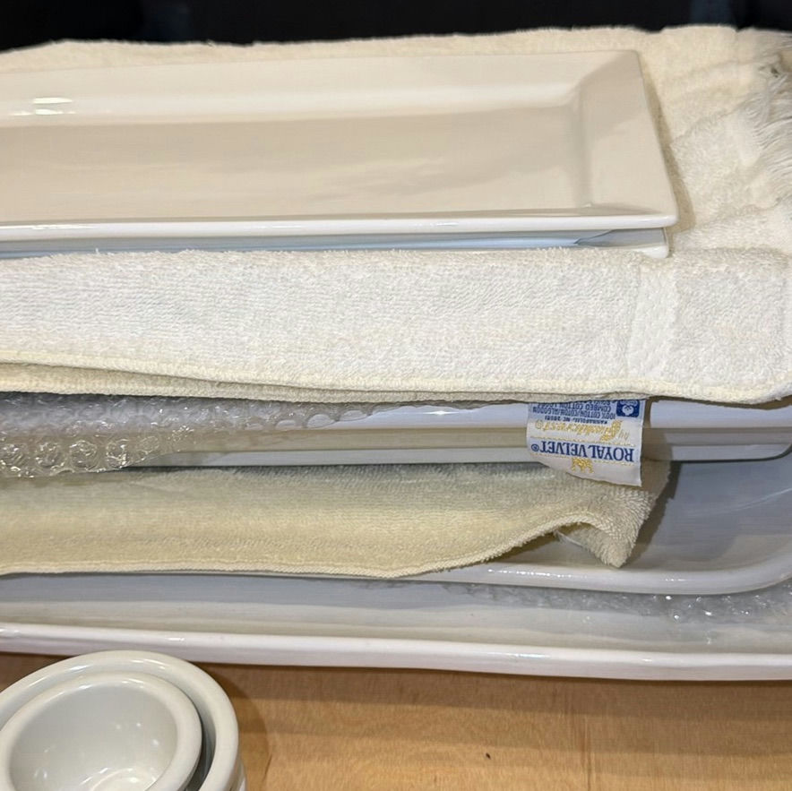 Assorted Serving Platters, Bowls, Towels, and Kitchen Accessories - image 3 of 5