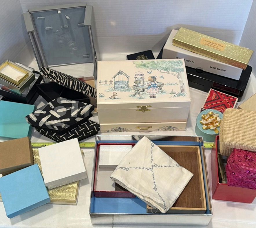 Assorted Jewelry and Gift Boxes with Display Case - image 1 of 6