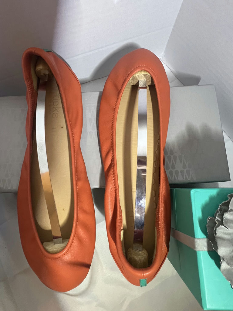 Tieks by Gavrieli Ballet Flats in Purple and Orange - image 5 of 9