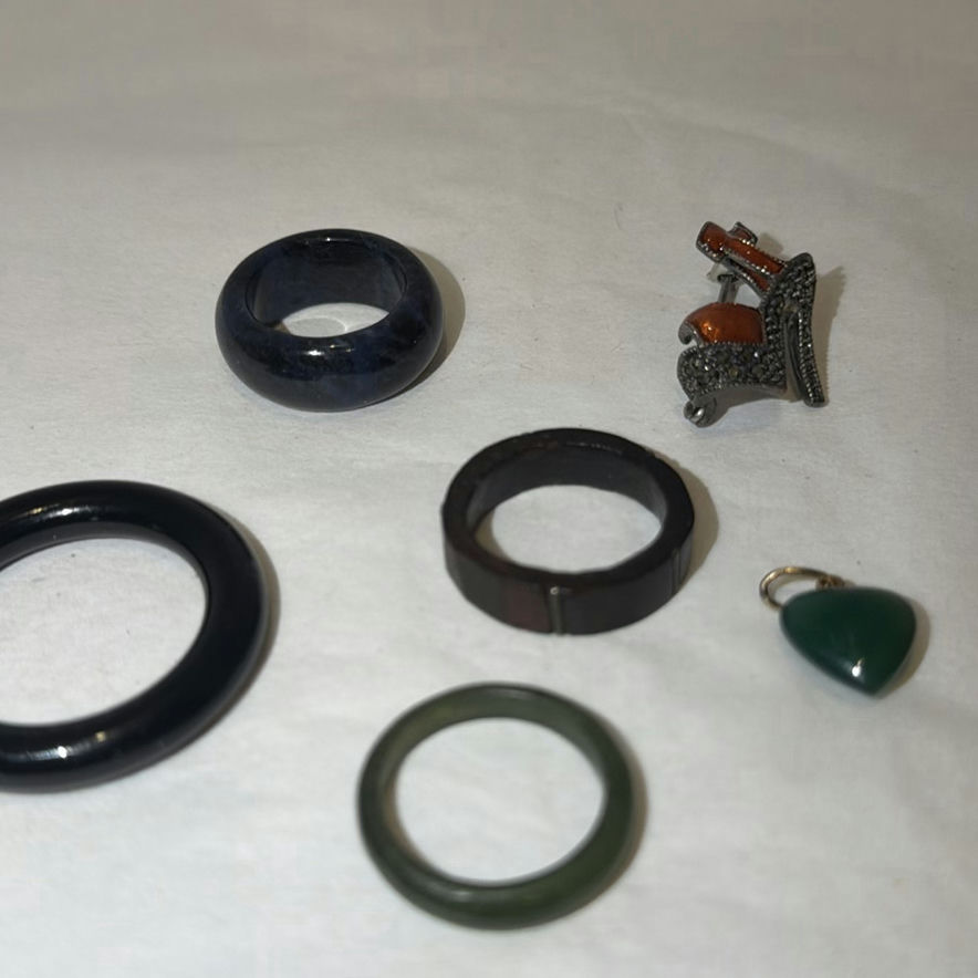 Assorted Jewelry Lot Including Necklaces, Bracelets, Earrings, and Rings - image 7 of 7