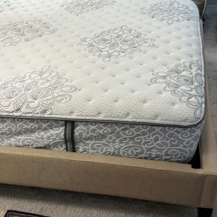 Cal King Remote Control Power Lift for Head and Feet Power Frame,  w/ Mattress, Headboard and Bed Frame - image 3 of 7