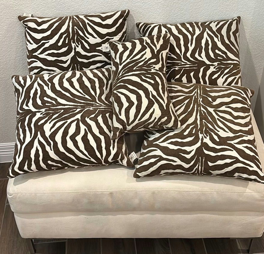Storage Ottoman with Decorative Pillows and Throw Blanket - image 3 of 5