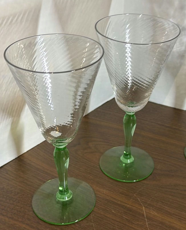 Set of Assorted Vintage Stemmed Glass Goblets - image 5 of 6