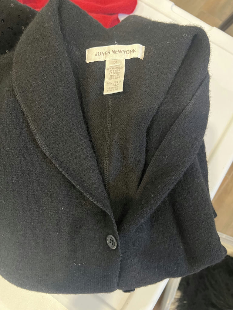Women's Sweaters, Cardigans, and Shawls Assorted Brands - image 2 of 11