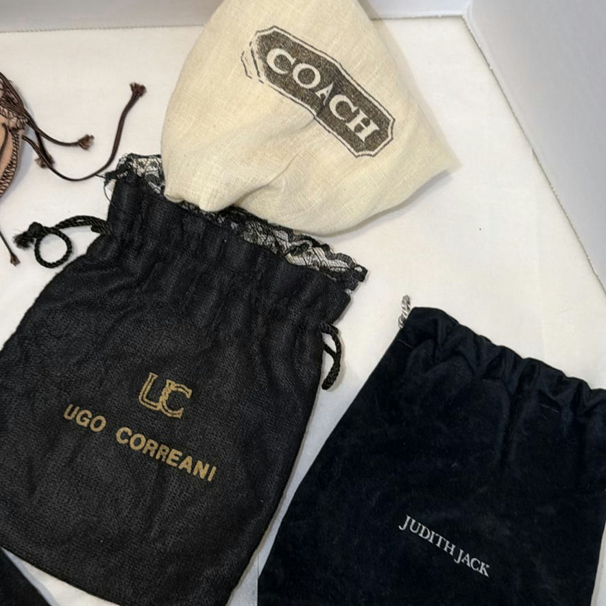 Assorted Designer and Brand Jewelry and Accessory Pouches - image 2 of 6
