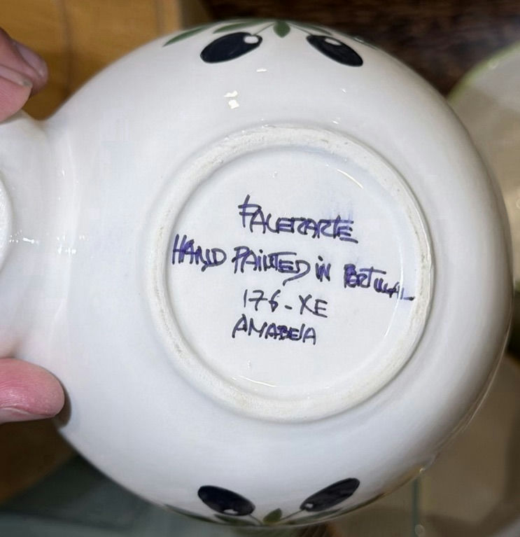 Assorted Serving Dishes, Bowls, and Decorative Kitchenware - image 3 of 8