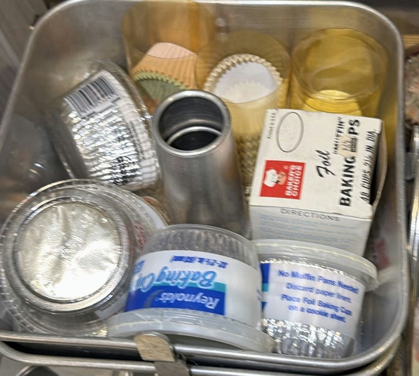 Assorted Baking Pans, Cake Molds, Muffin Tins, and Baking Accessories - image 2 of 7