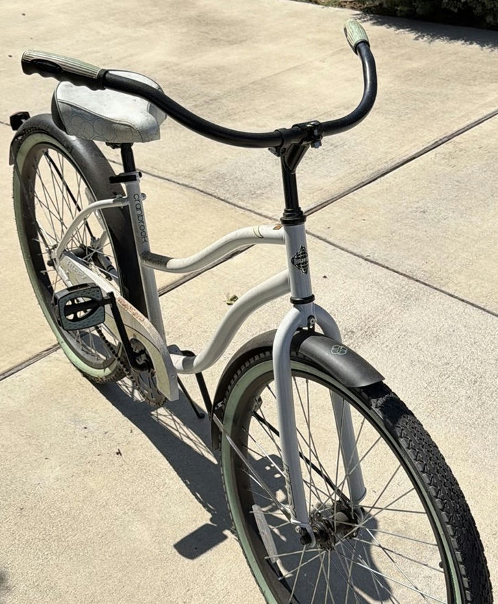 Huffy Cranbrook Cruiser Bicycle - image 6 of 6